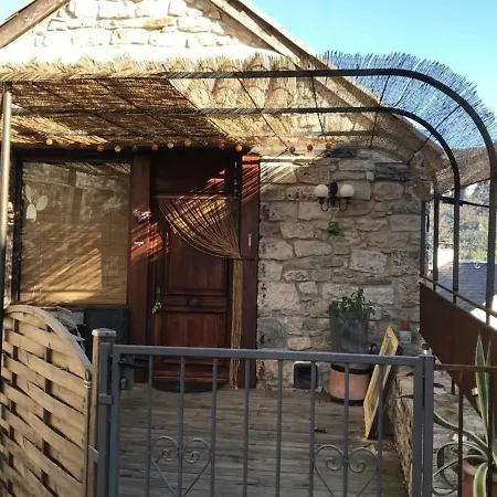 Du Causse Noir Gorges Du Tarn Proche Millau Tatil Evi *